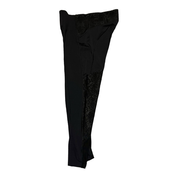 Athleta Stay Fly Reflective 7/8 Tights M Black High-Performance Workout Leggings - Picture 7 of 13